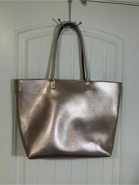 Bath & Body Works Metallic Rose Gold Tote